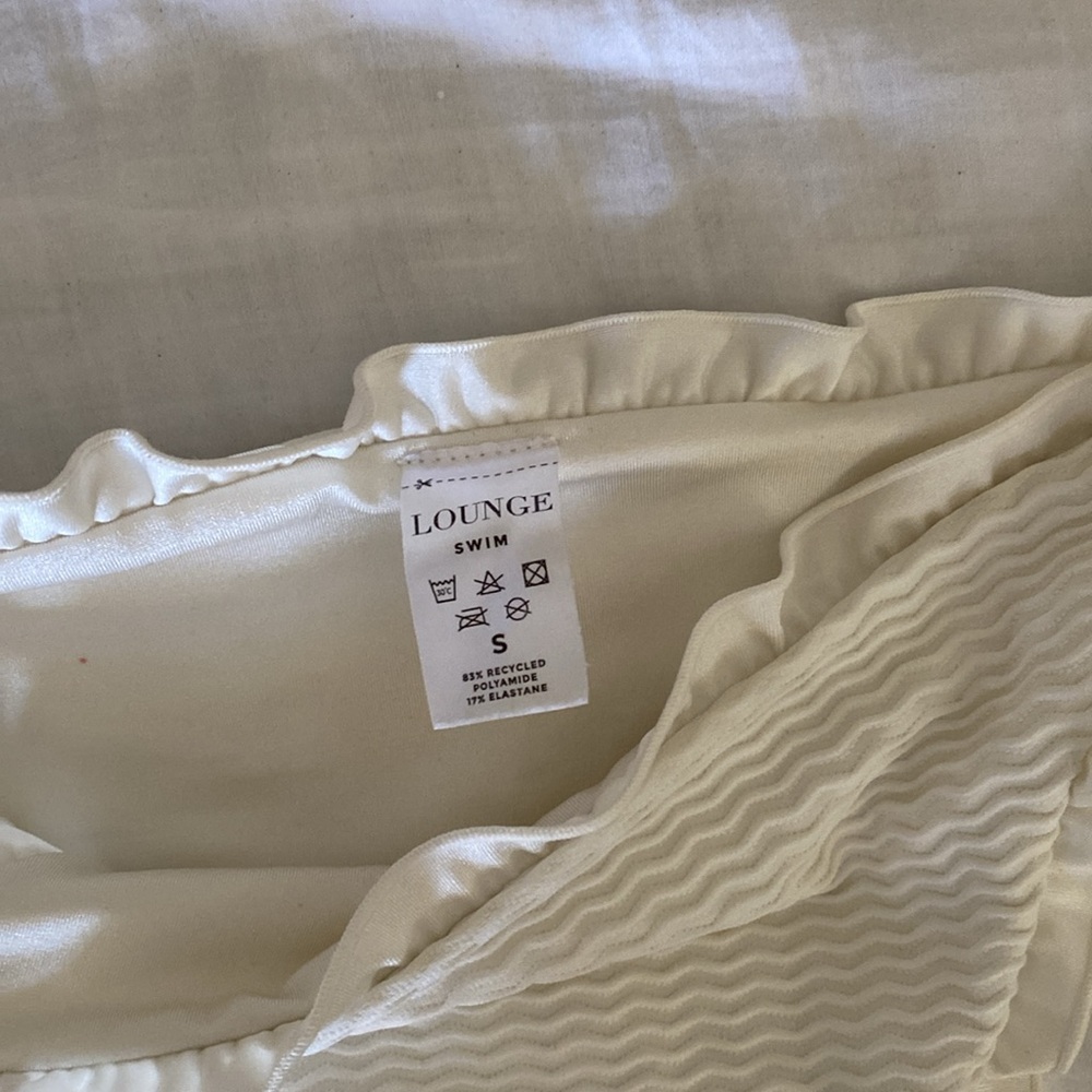 Cream Ruffle Texture Tie Bikini - Picture 2 of 6